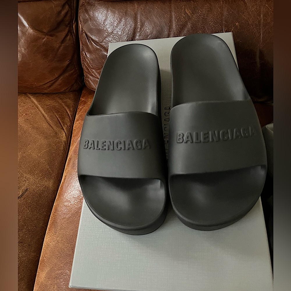 Balenciaga Chunky Slides